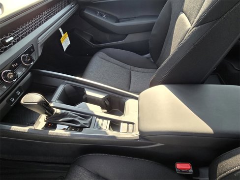 New 2025 Honda Accord SE image 23