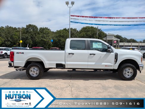 New 2026 Ford F350 4x4 Crew Cab Super Duty image 7