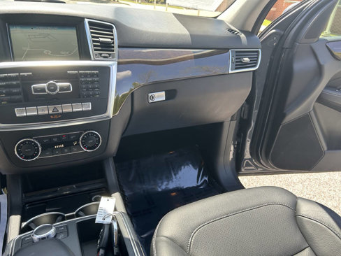 Used 2015 Mercedes-Benz ML 350 2WD image 30
