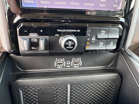 New 2025 RAM 1500 Laramie w/ Trailer Tow Group image 22