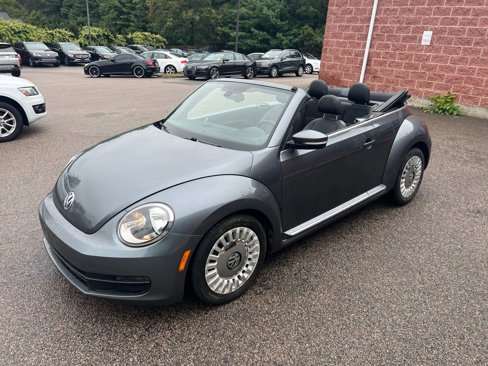 Used 2016 Volkswagen Beetle 1.8T S image 1
