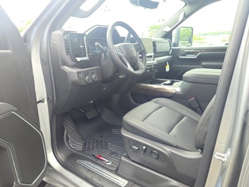 New 2025 Chevrolet Silverado 2500 LT w/ Trail Boss Package image 13