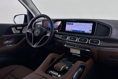 New 2026 Mercedes-Benz GLS 450 4MATIC image 16