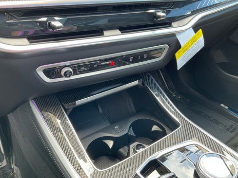 New 2026 BMW X5 M60i image 18