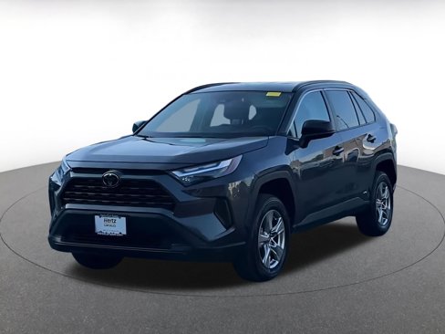 Used 2025 Toyota RAV4 LE image 7