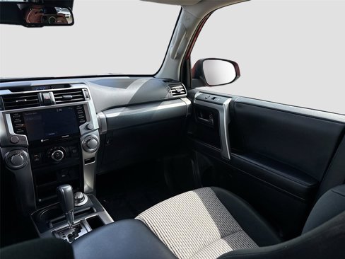 Used 2024 Toyota 4Runner SR5 image 27