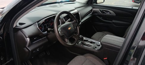 Used 2020 Chevrolet Traverse LS w/ LPO, Blackout Package image 5