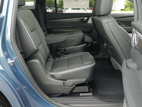 New 2026 Buick Enclave Avenir w/ LPO, All-Weather Package image 37