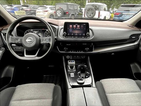 Certified 2022 Nissan Rogue SV image 21