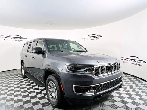 New 2024 Jeep Wagoneer L 4WD w/ HD Trailer Tow Package image 1