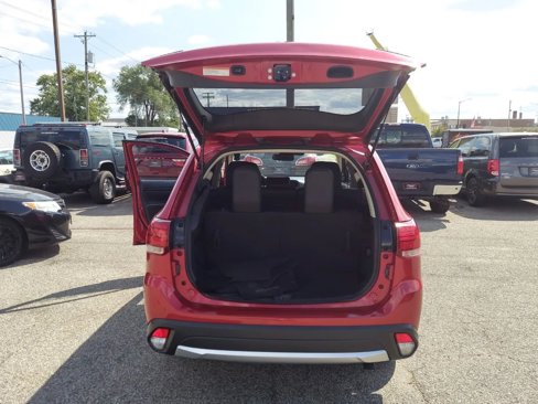 Used 2018 Mitsubishi Outlander GT image 10