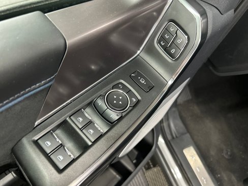 New 2026 Ford F250 Platinum image 16