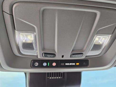 Used 2022 Chevrolet Silverado 1500 Custom image 21