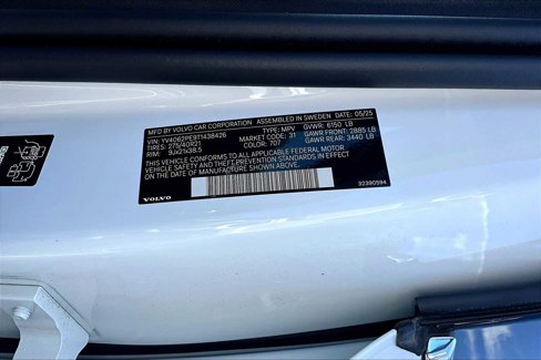 New 2026 Volvo XC90 B6 Plus w/ Protection Package Premier image 12