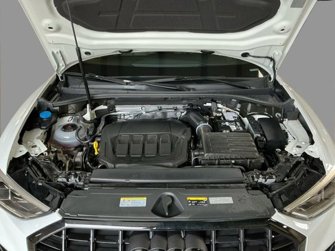 Certified 2024 Audi Q3 2.0T Premium Plus image 15