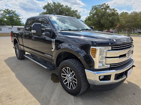 Used 2019 Ford F250 Lariat w/ Lariat Value Package image 4