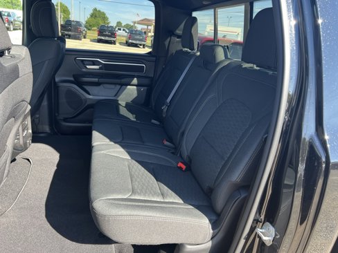 New 2026 RAM 1500 4x4 Crew Cab image 26