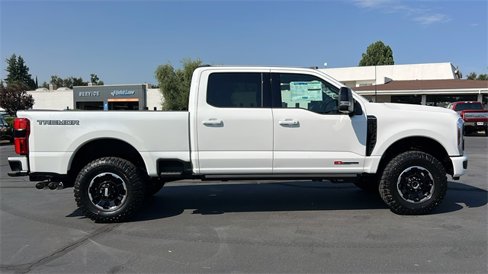 New 2026 Ford F250 4x4 Crew Cab Super Duty image 3