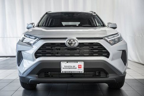 New 2025 Toyota RAV4 XLE image 2