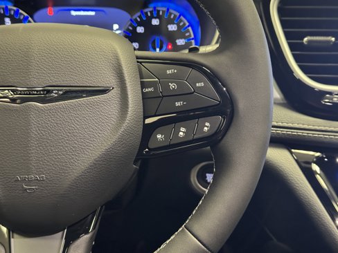 New 2026 Chrysler Pacifica Limited w/ S Appearance Package image 21