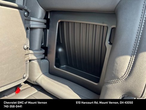 New 2025 GMC Sierra 2500 SLT w/ SLT Premium Package image 31