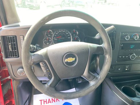 Used 2014 Chevrolet Express 3500 Extended image 21