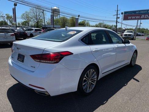 Used 2015 Hyundai Genesis 3.8 image 3