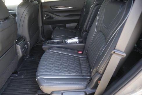 New 2026 INFINITI QX60 Autograph w/ Dark Cargo Package image 19