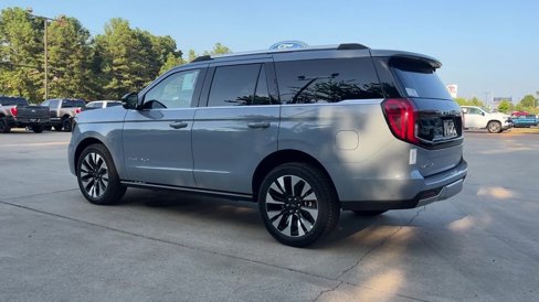 New 2025 Ford Expedition Platinum image 4