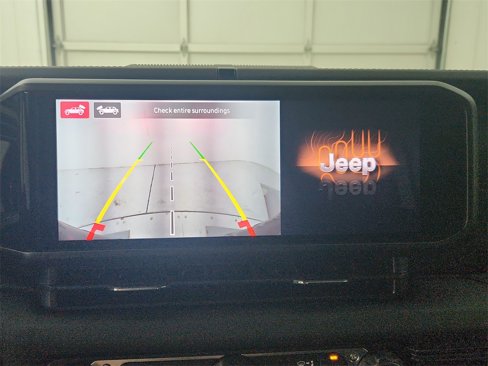 New 2025 Jeep Wrangler Unlimited Rubicon image 17
