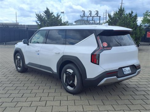 New 2026 Kia EV9 Light image 4