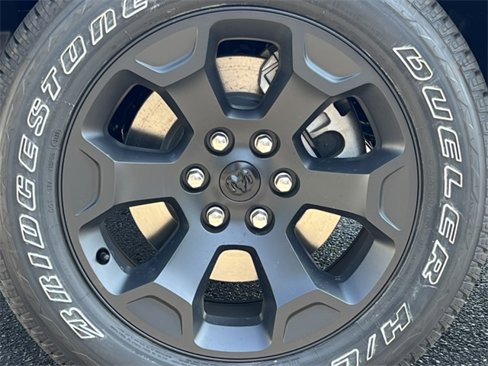 New 2026 RAM 1500 4x4 Crew Cab image 6