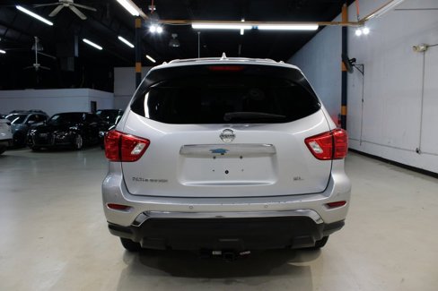 Used 2020 Nissan Pathfinder SL image 8