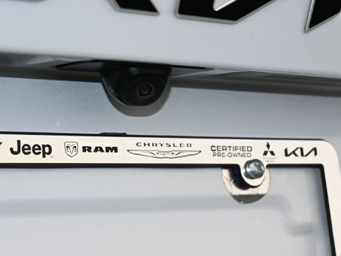 Used 2023 Kia Sorento SX image 40