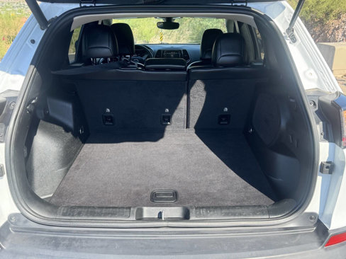 Used 2019 Jeep Cherokee Limited w/ Trailer Tow Group image 15