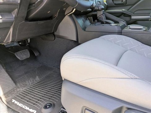 New 2025 Toyota Tacoma SR5 image 4