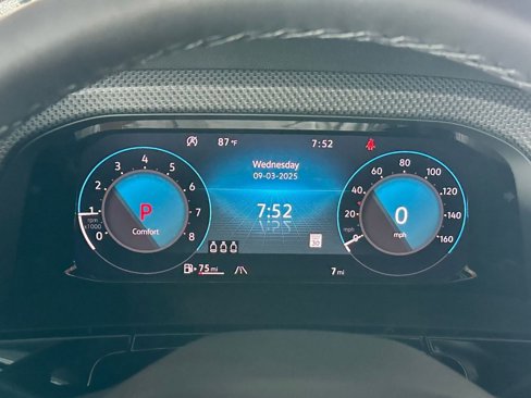 New 2026 Volkswagen Atlas Cross Sport SEL R-Line image 19