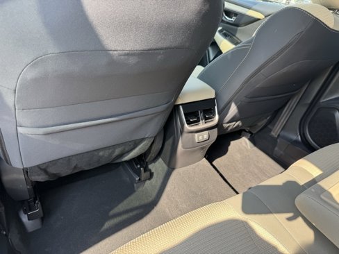 Used 2022 Subaru Outback Premium image 21