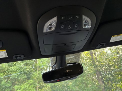New 2026 Chrysler Pacifica Select image 32