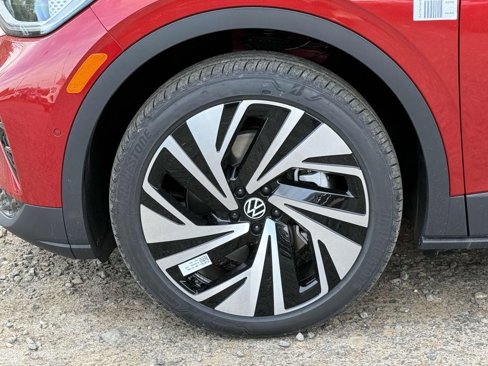 New 2025 Volkswagen ID.4 Pro S Plus image 8