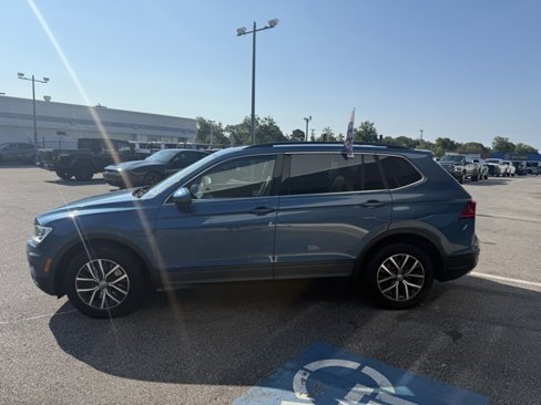 Used 2019 Volkswagen Tiguan SE image 36