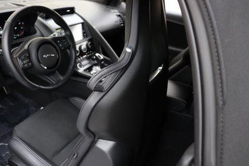 Used 2022 Jaguar F-TYPE R-Dynamic image 26