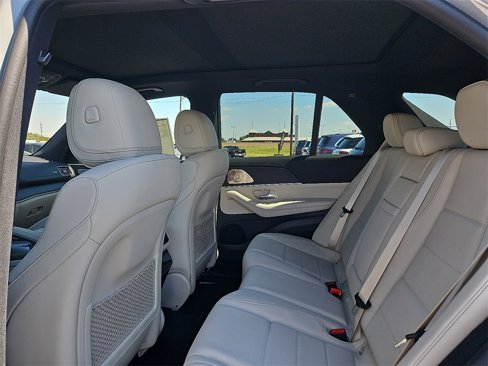 New 2026 Mercedes-Benz GLE 450 4MATIC image 17