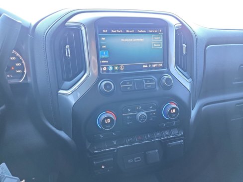 Used 2023 Chevrolet Silverado 2500 LT image 31