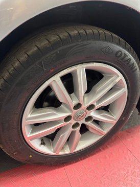 Used 2015 Toyota Avalon XLE image 33