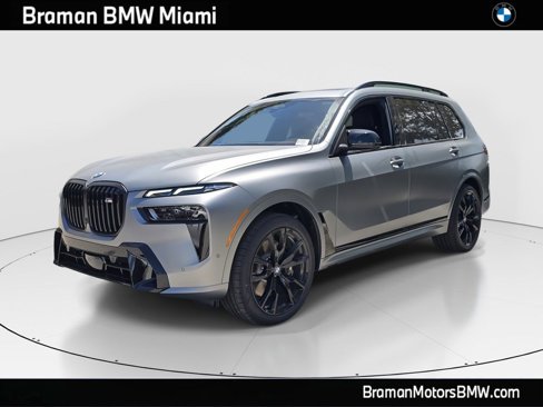 New 2026 BMW X7 M60i image 1