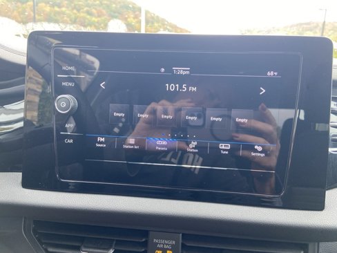 Used 2025 Volkswagen Jetta S image 16