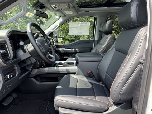 New 2025 Ford F250 Lariat w/ Lariat Ultimate Package image 13