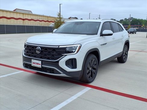 New 2025 Volkswagen Atlas Cross Sport SE image 2
