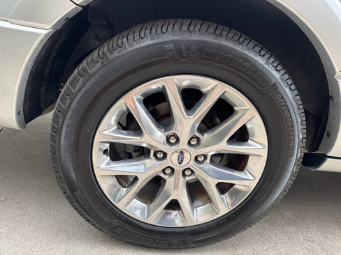 Used 2017 Ford Expedition EL Limited w/ Equipment Group 301A image 31